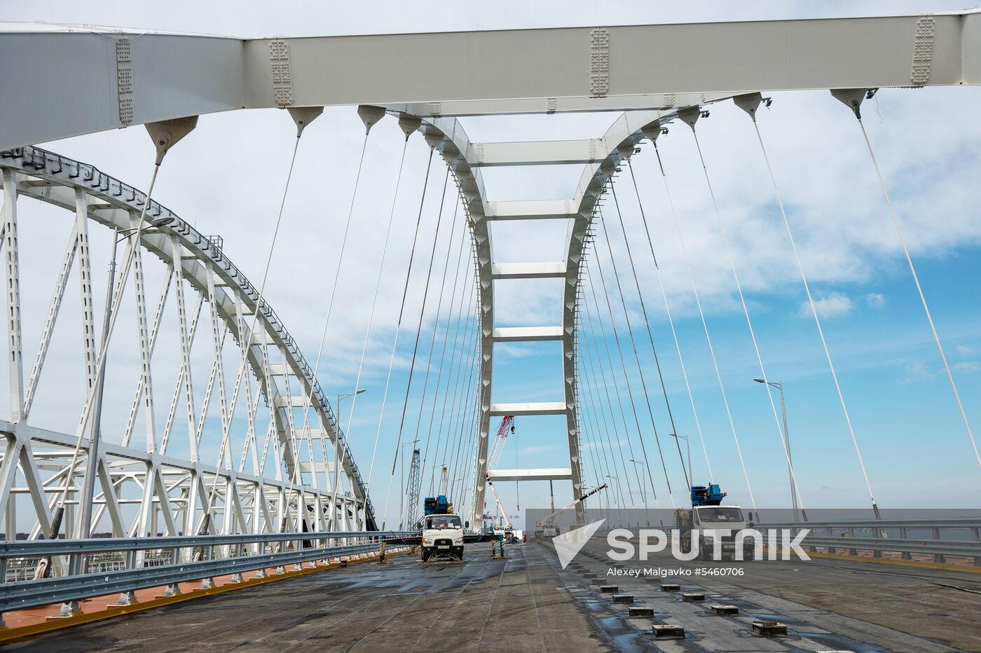 Crimean Bridge under construction