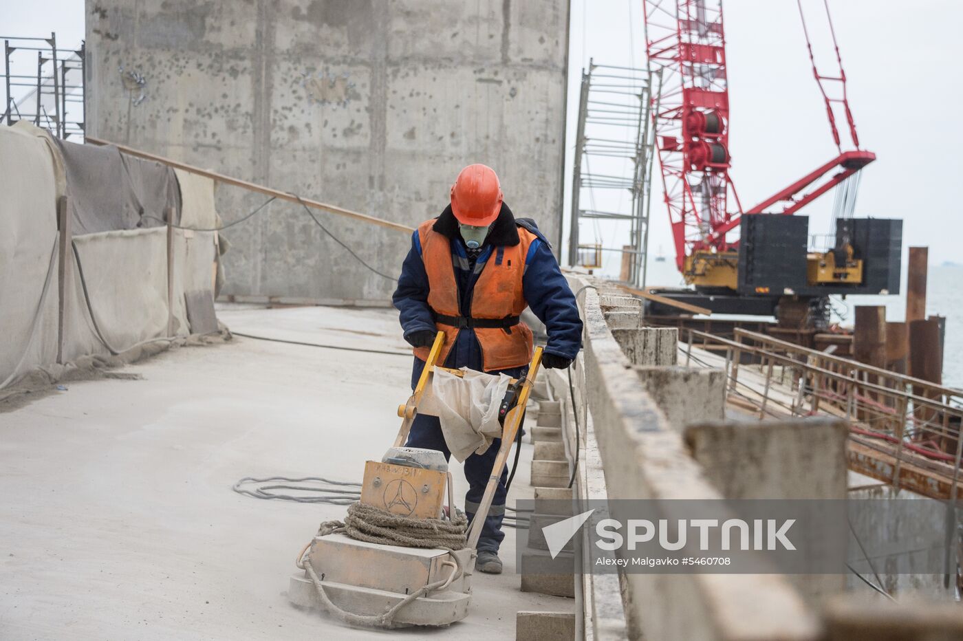 Crimean Bridge under construction