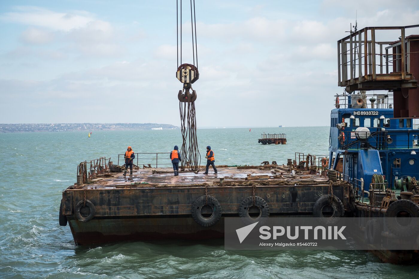 Crimean Bridge under construction