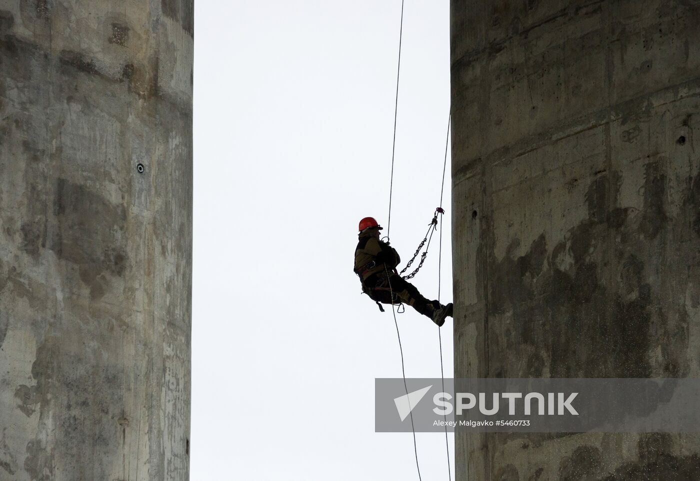 Crimean Bridge under construction