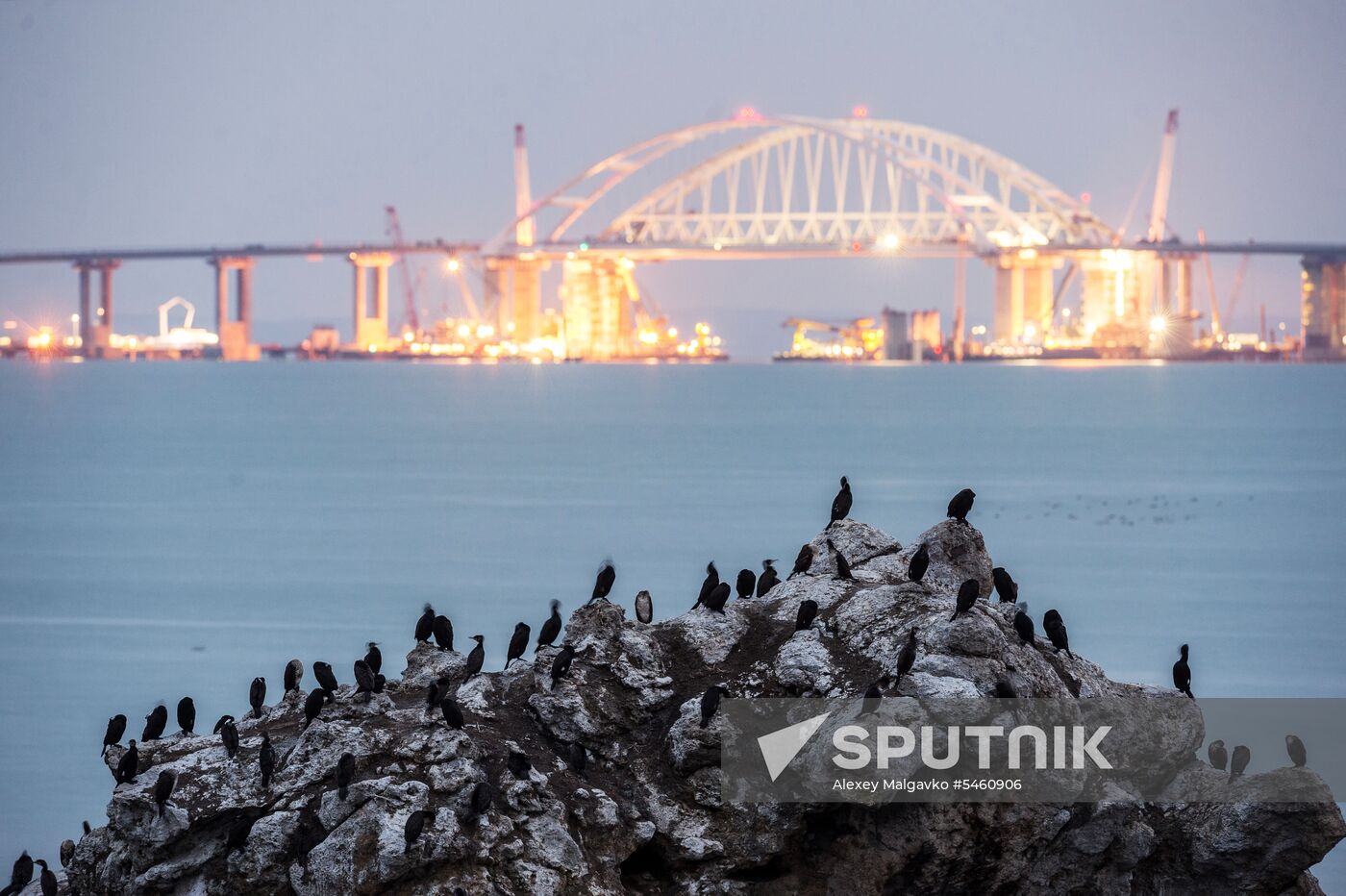 Crimean Bridge under construction