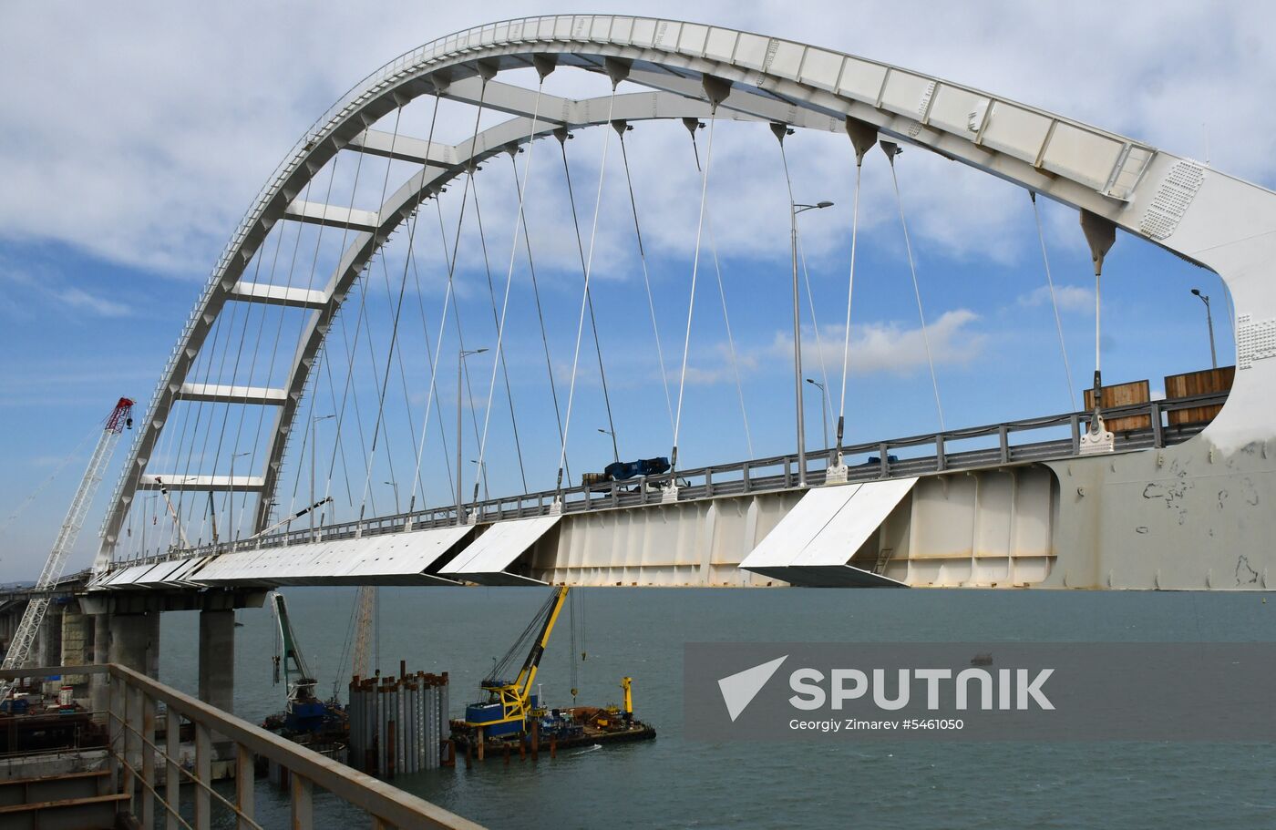 Crimean Bridge under construction