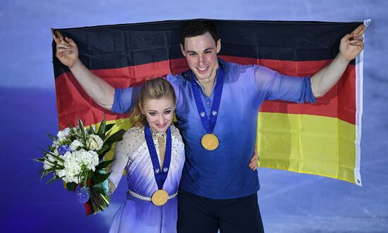 Figure skating. World Championships. Pairs. Free skating