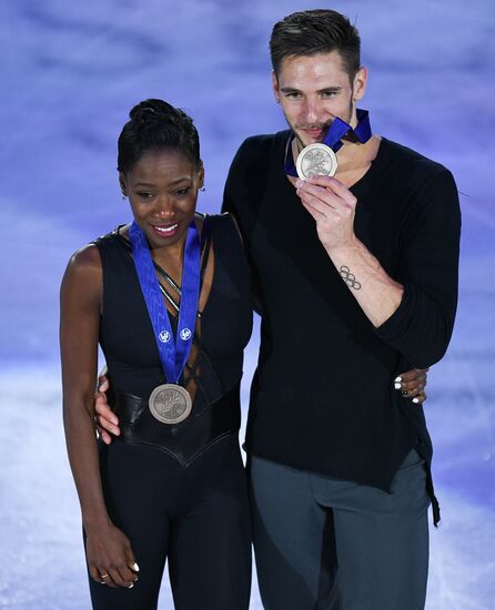 Figure skating. World Championships. Pairs. Free skating