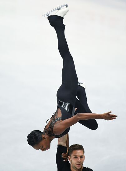 Figure skating. World Championships. Pairs. Free skating