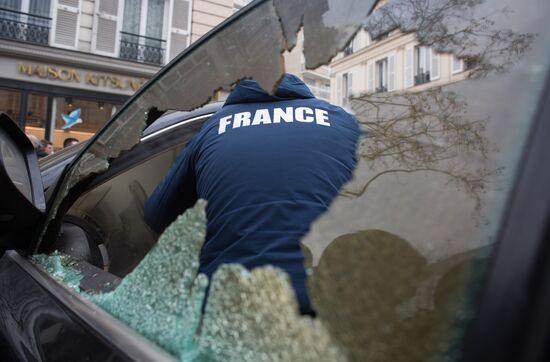 General strike of public employees in France