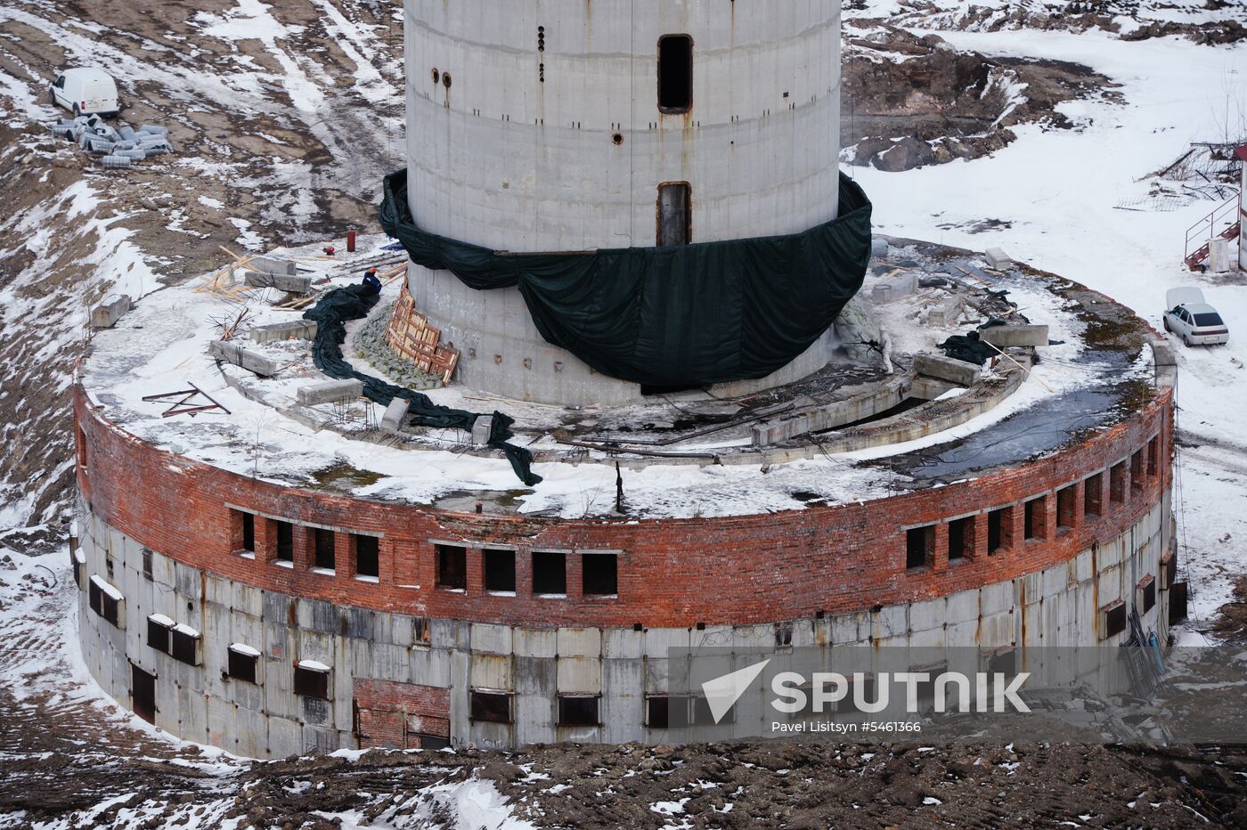 Uncompleted 210 meter TV tower in Yekaterinburg