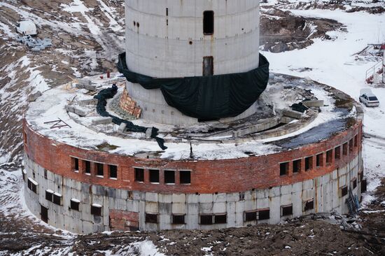 Uncompleted 210 meter TV tower in Yekaterinburg