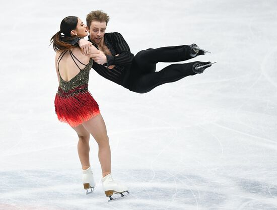 ISU Figure Skating Championships. Ice dance short program