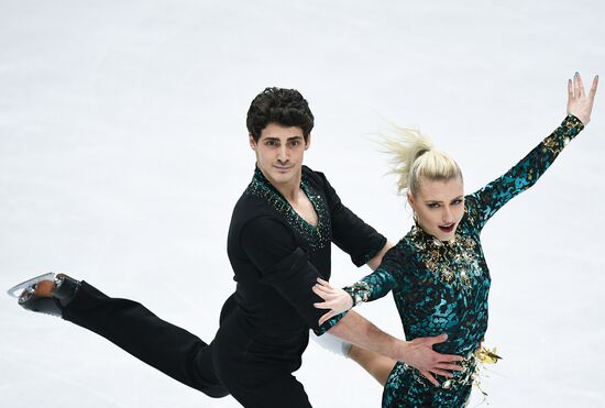 ISU Figure Skating Championships. Ice dance short program