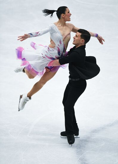 ISU Figure Skating Championships. Ice dance short program