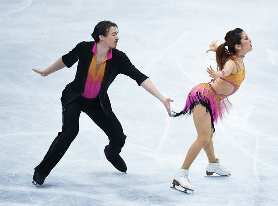 ISU Figure Skating Championships. Ice dance short program