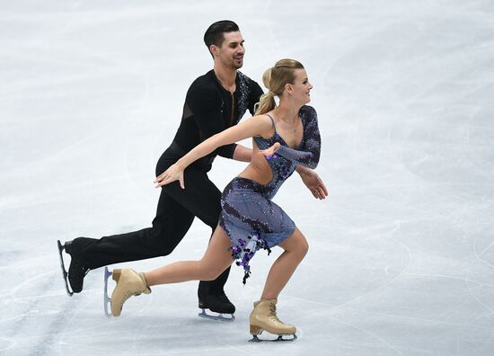 ISU Figure Skating Championships. Ice dance short program
