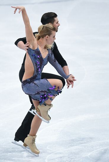 ISU Figure Skating Championships. Ice dance short program