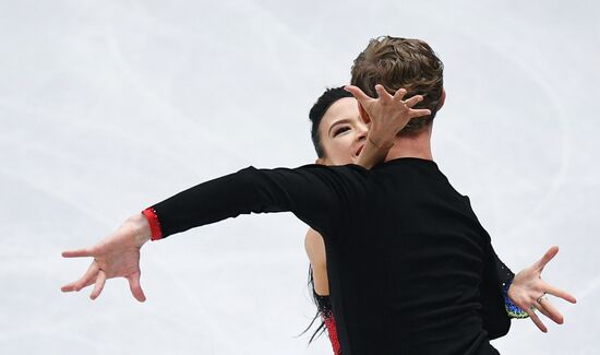 ISU Figure Skating Championships. Ice dance short program