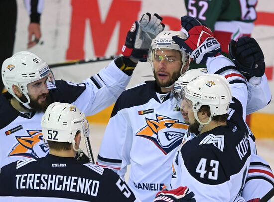 Ice hockey. Kontinental Hockey League. Ak Bars vs. Metallurg