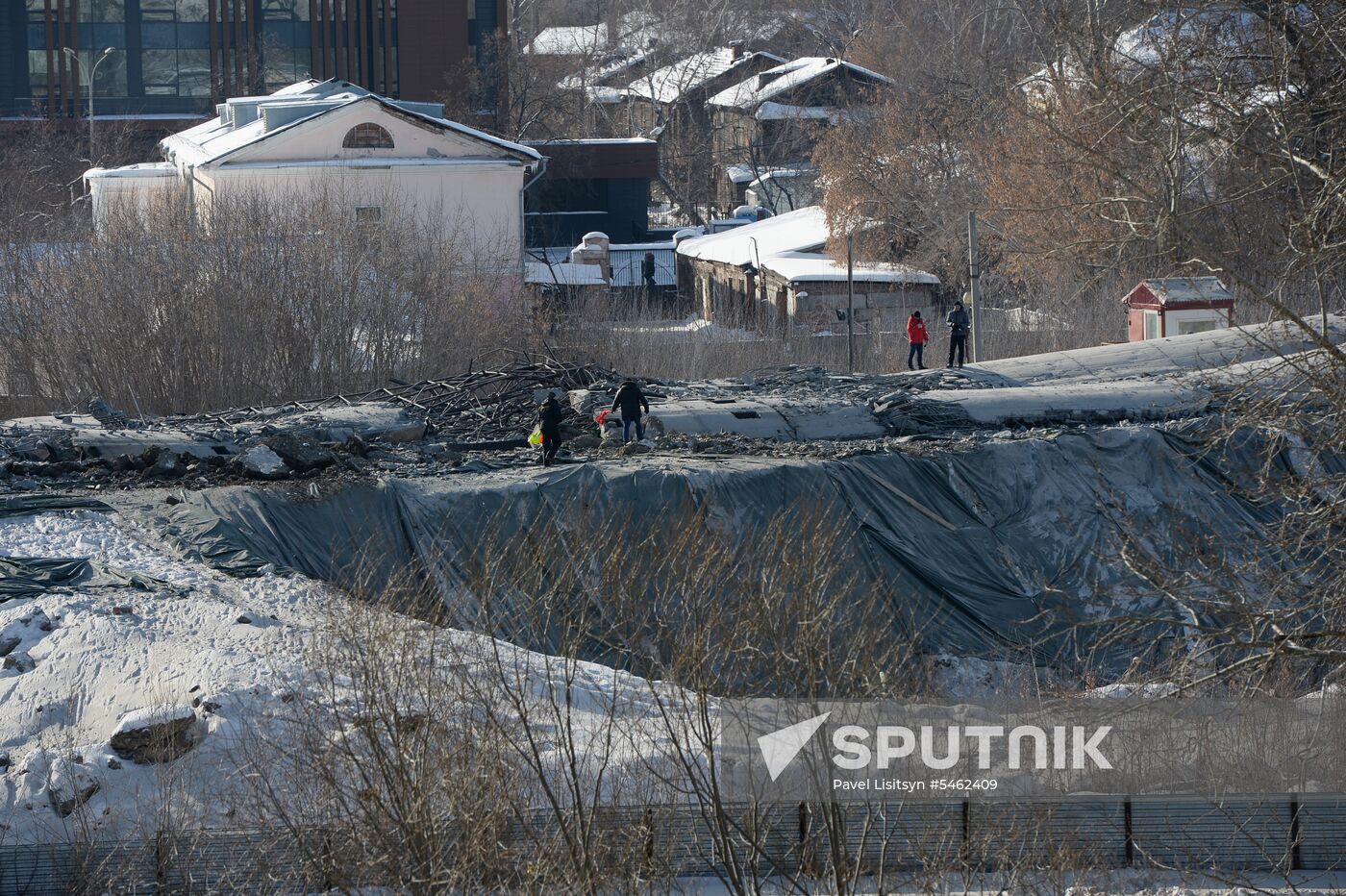 Unfinished TV tower demolished in Yekaterinburg