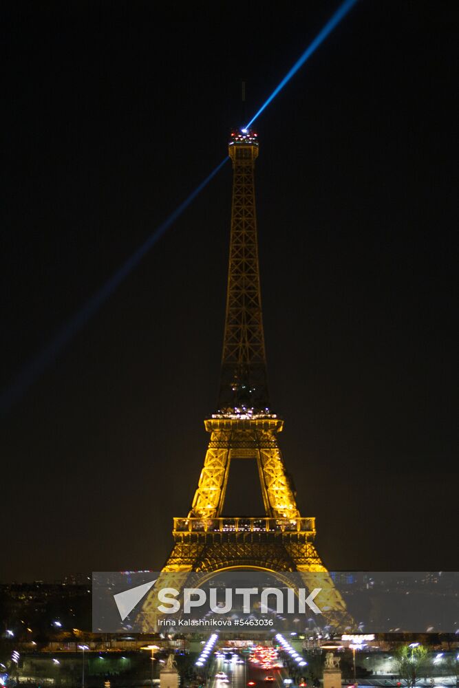 Earth Hour 2018 abroad