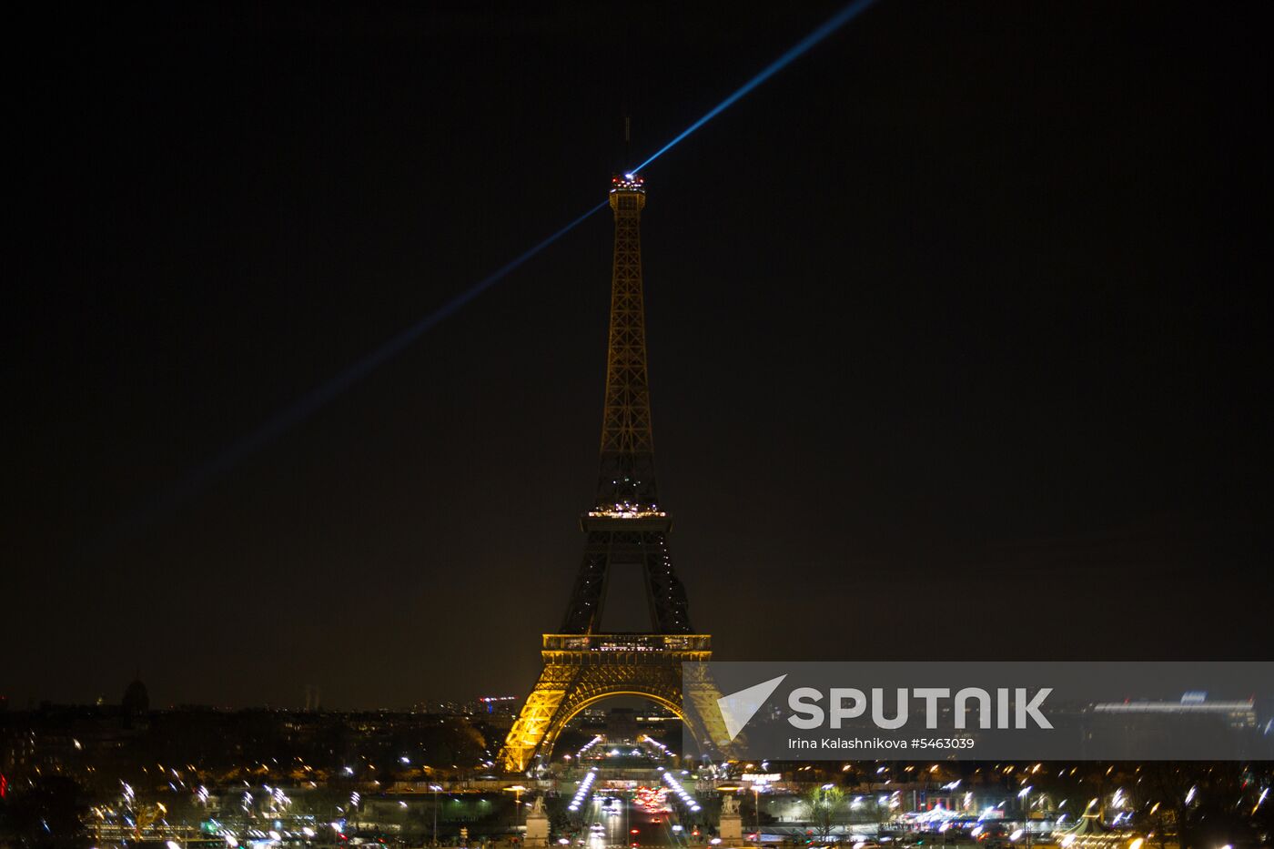 Earth Hour 2018 abroad