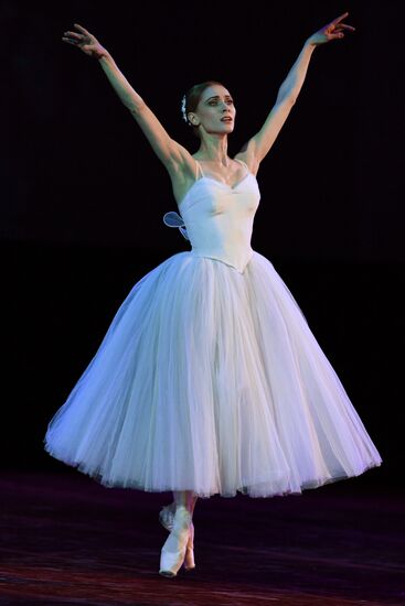 Gala concert of international ballet stars, Rudolf Nureyev. From the Past into the Future