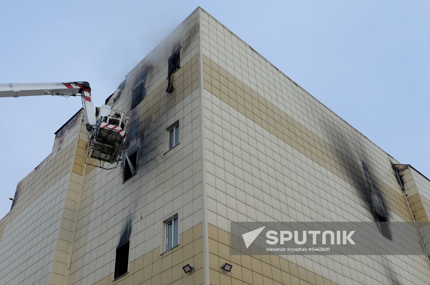 Fire at Zimnyaya Vishnya shopping mall in Kemerovo