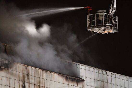 Fire at Zimnyaya Vishnya shopping mall in Kemerovo