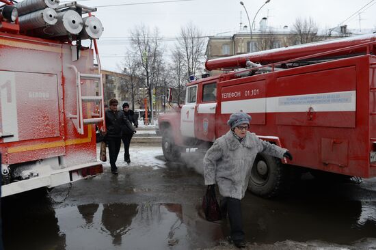 Fire at Zimnyaya Vishnya shopping mall in Kemerovo