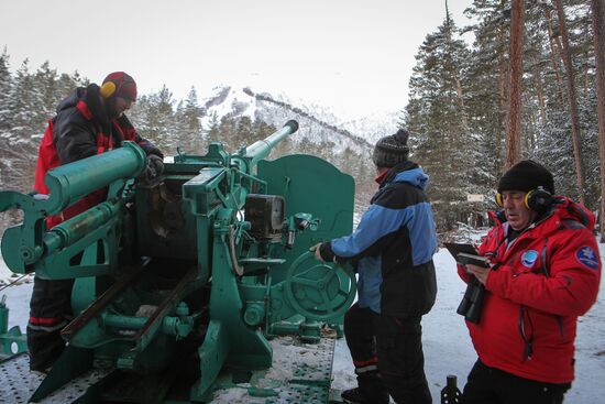 Mount Elbrus avalanche control unit