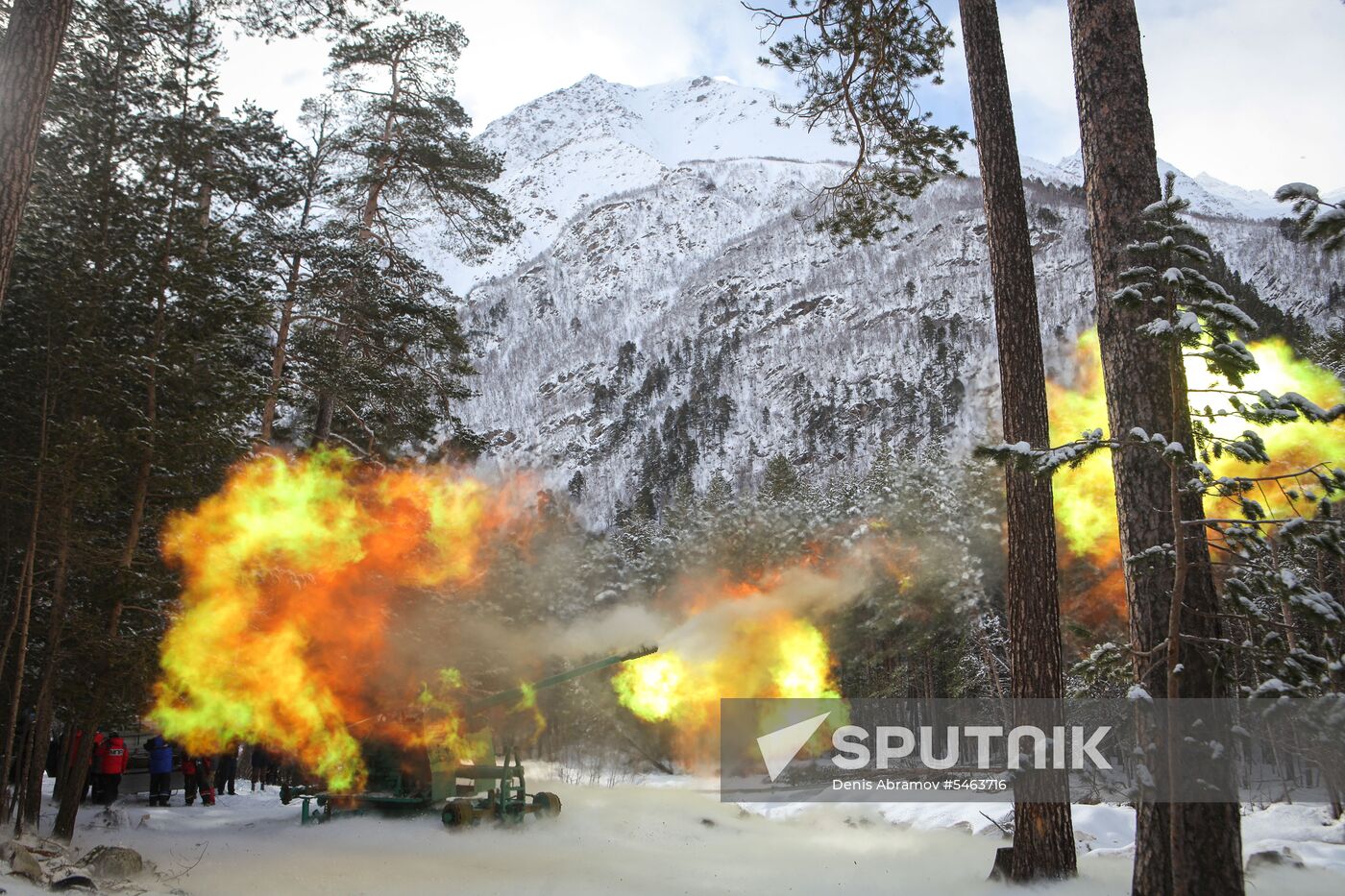 Mount Elbrus avalanche control unit