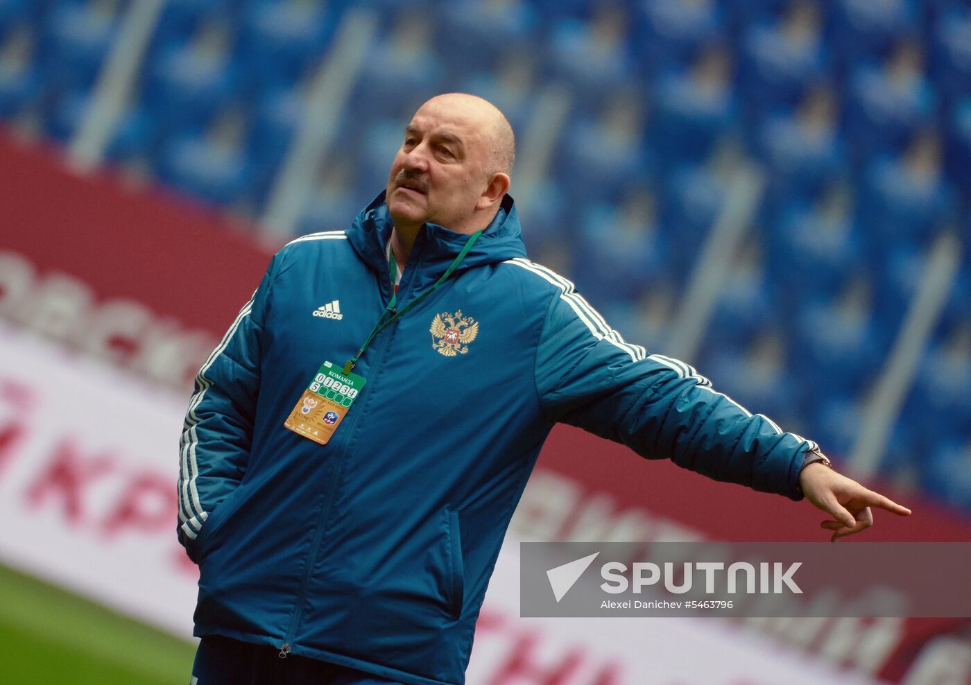 Football. Russian national team holds training session