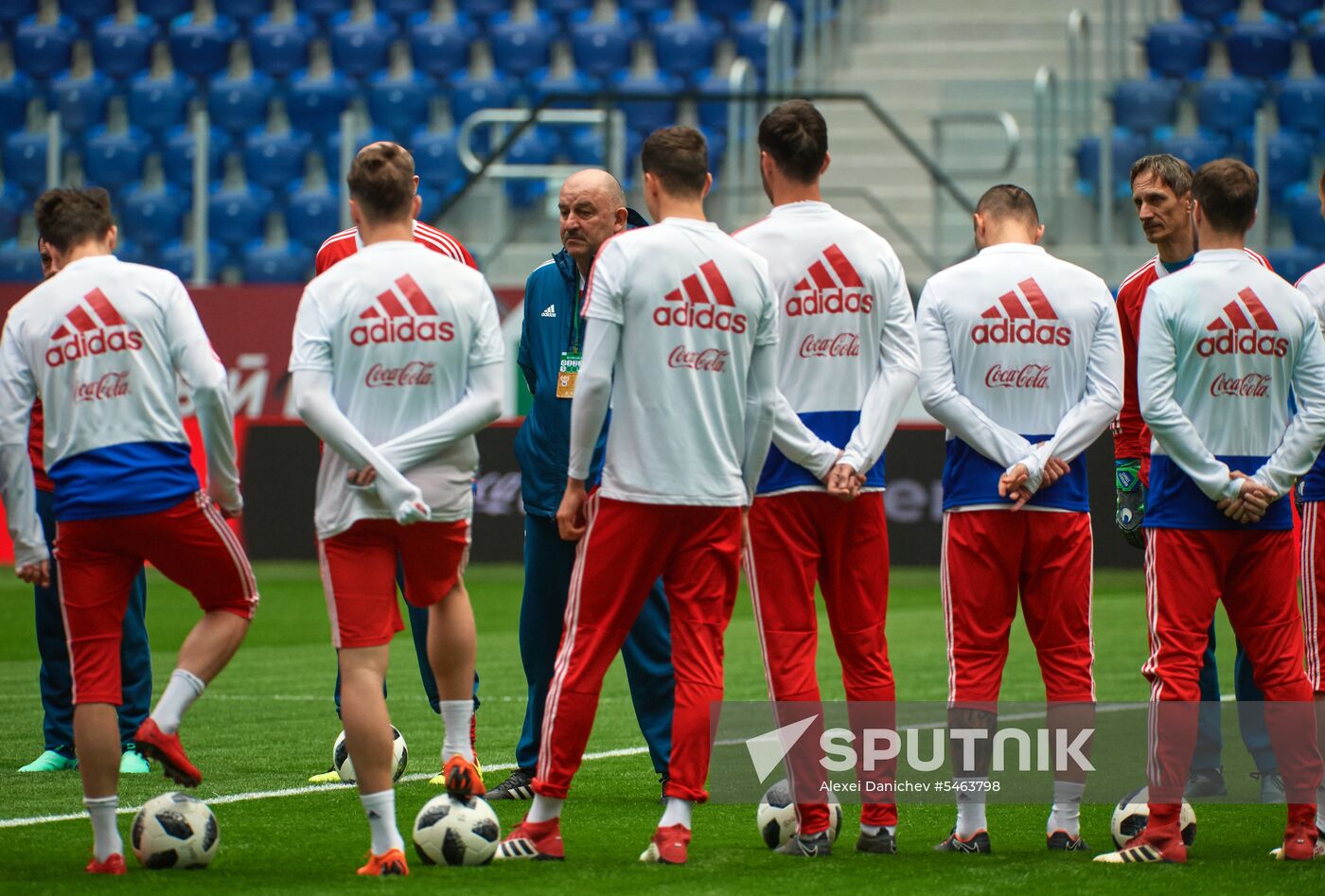 Football. Russian national team holds training session