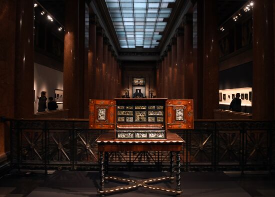 Exhibition "The age of Rembrandt and Vermeer: Masterpieces of the Leiden Collection"