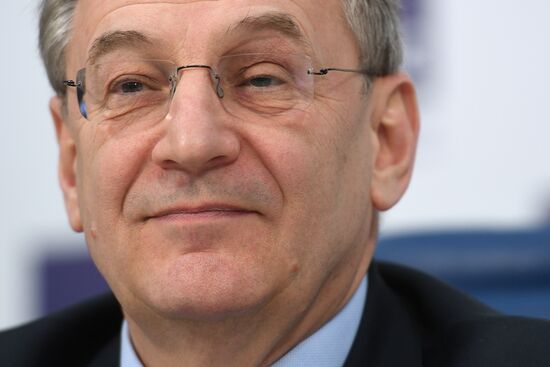 News conference with Russian Figure Skating Federation