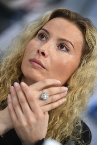 News conference with Russian Figure Skating Federation