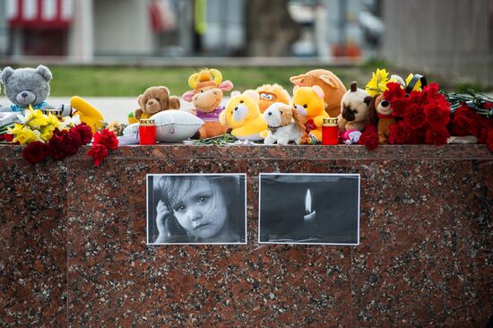 Events in memory of those killed in Zimnyaya Vishnya shopping mall fire