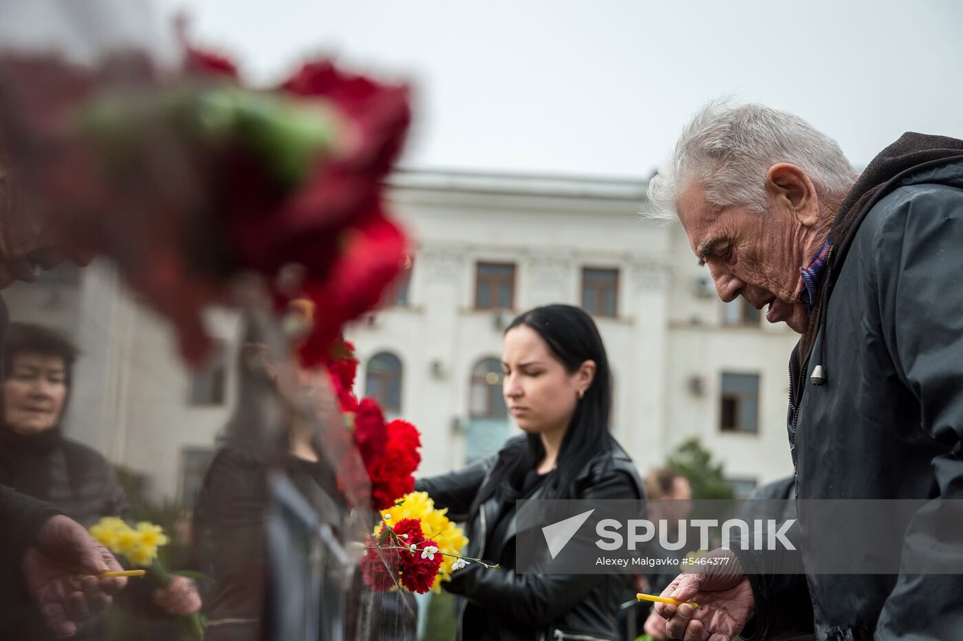 Events in memory of those killed in Zimnyaya Vishnya shopping mall fire