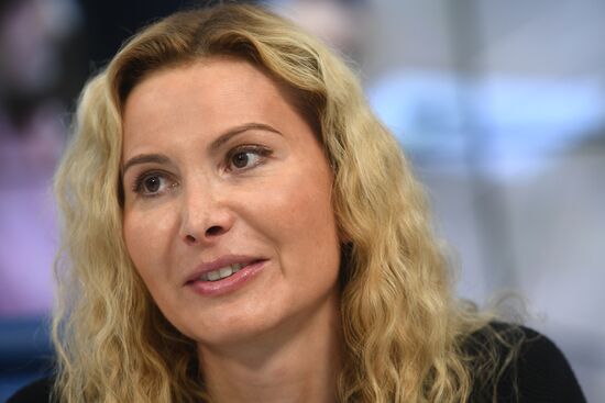 News conference with Russian Figure Skating Federation