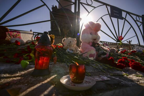 Events in memory of those killed in Zimnyaya Vishnya shopping mall fire