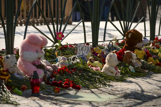 Events in memory of those killed in Zimnyaya Vishnya shopping mall fire