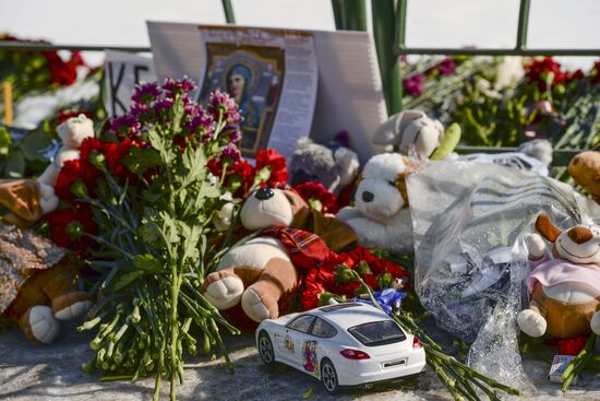 Events in memory of those killed in Zimnyaya Vishnya shopping mall fire