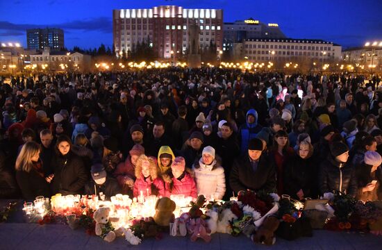 Events in memory of those killed in Zimnyaya Vishnya shopping mall fire