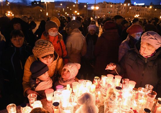 Events in memory of those killed in Zimnyaya Vishnya shopping mall fire