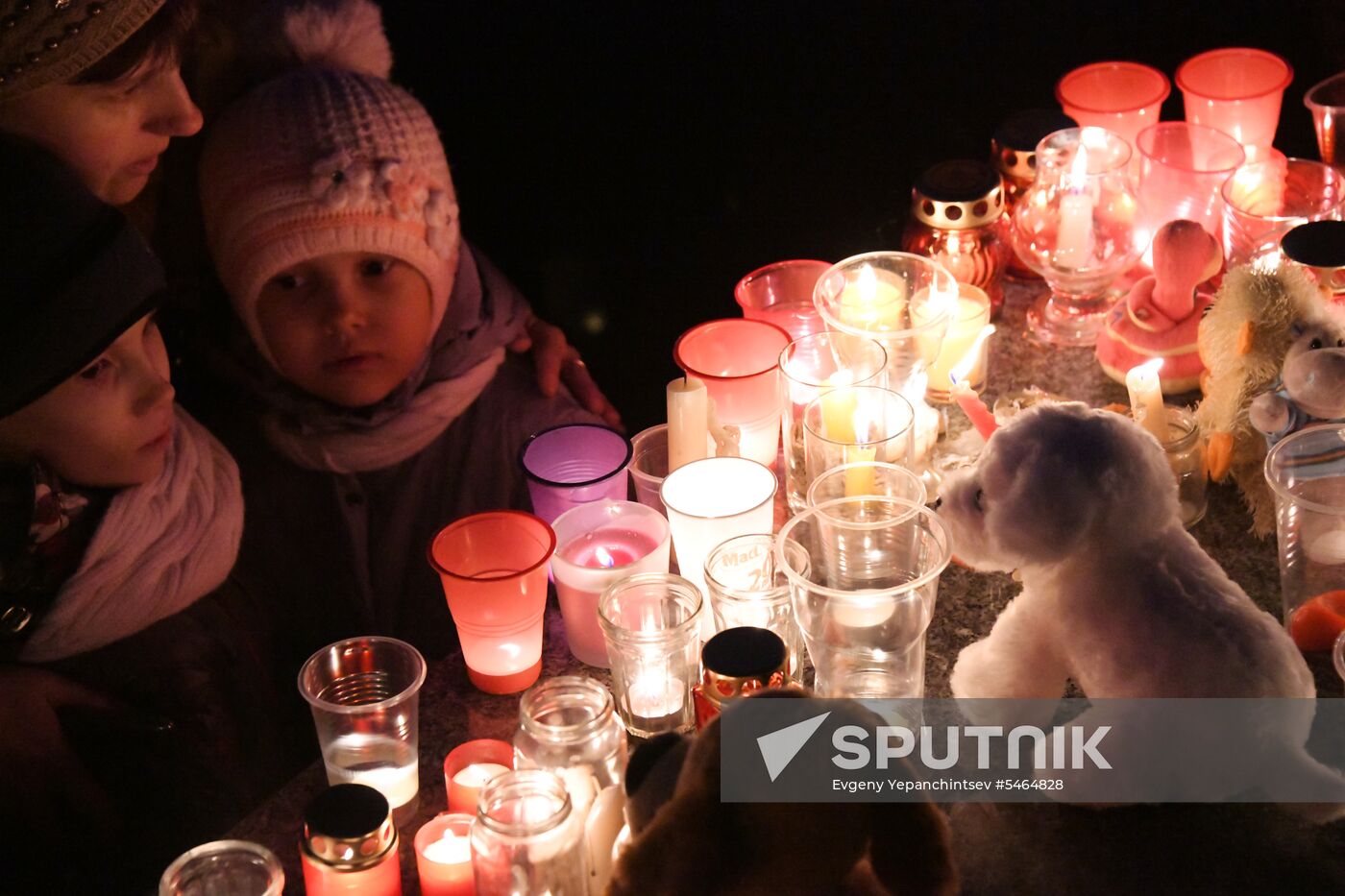 Events in memory of those killed in Zimnyaya Vishnya shopping mall fire