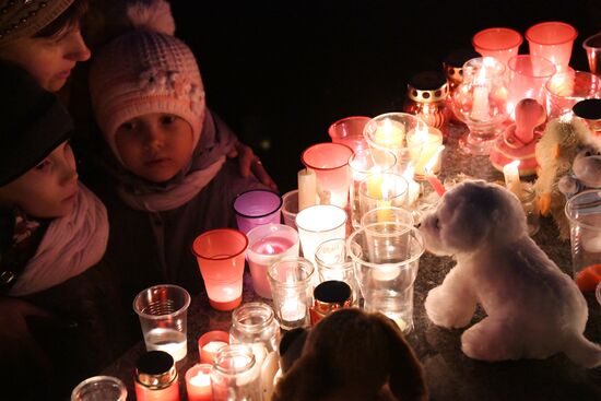 Events in memory of those killed in Zimnyaya Vishnya shopping mall fire