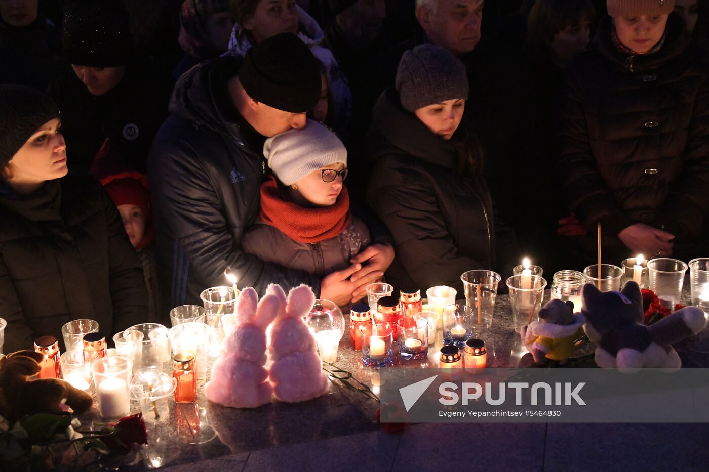 Events in memory of those killed in Zimnyaya Vishnya shopping mall fire