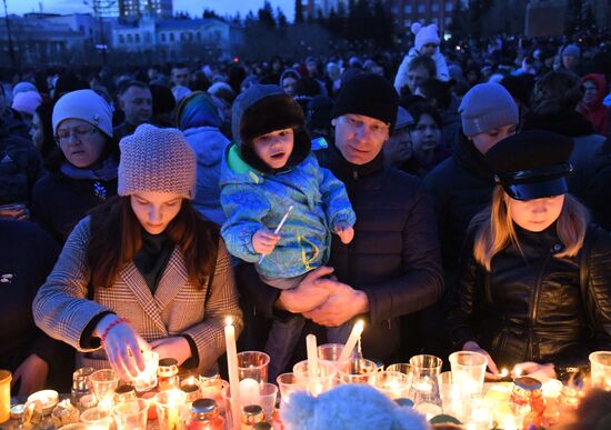 Events in memory of those killed in Zimnyaya Vishnya shopping mall fire