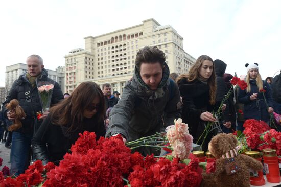 Events in memory of those killed in Zimnyaya Vishnya shopping mall fire