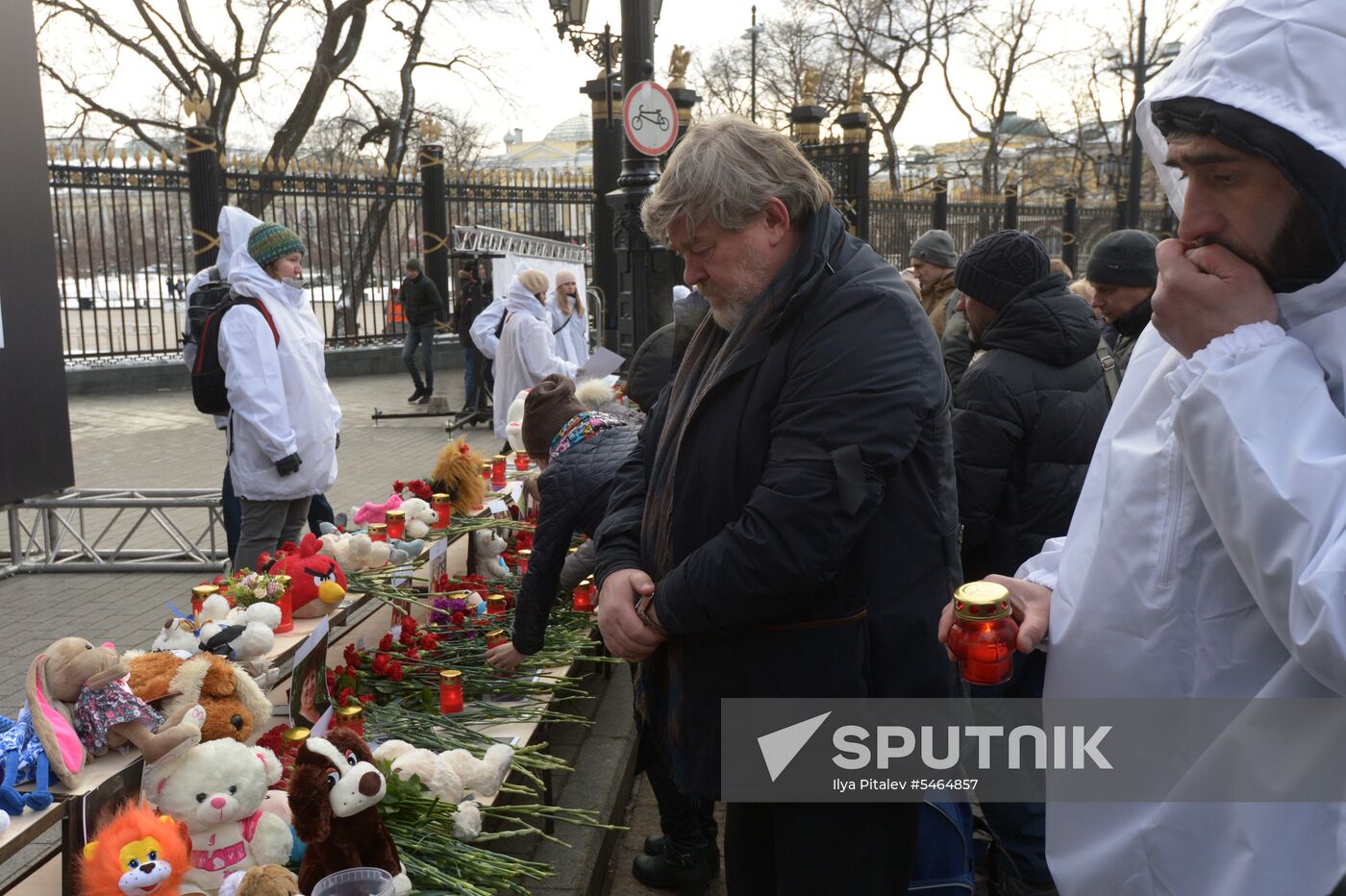 Events in memory of those killed in Zimnyaya Vishnya shopping mall fire