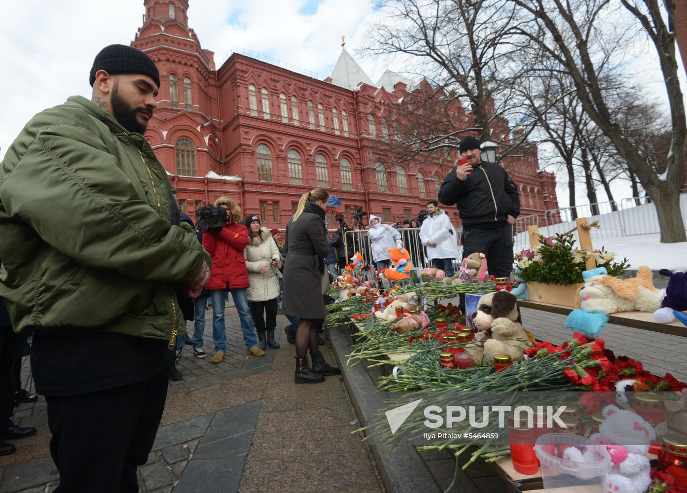 Events in memory of those killed in Zimnyaya Vishnya shopping mall fire