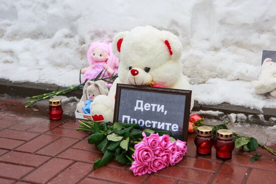 Events in memory of those killed in Zimnyaya Vishnya shopping mall fire